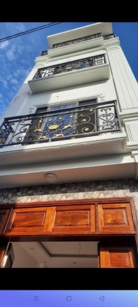 Bán nhà 4 tầng gần ĐH Công Nghiệp, ĐH Thành Đô Hà Nội